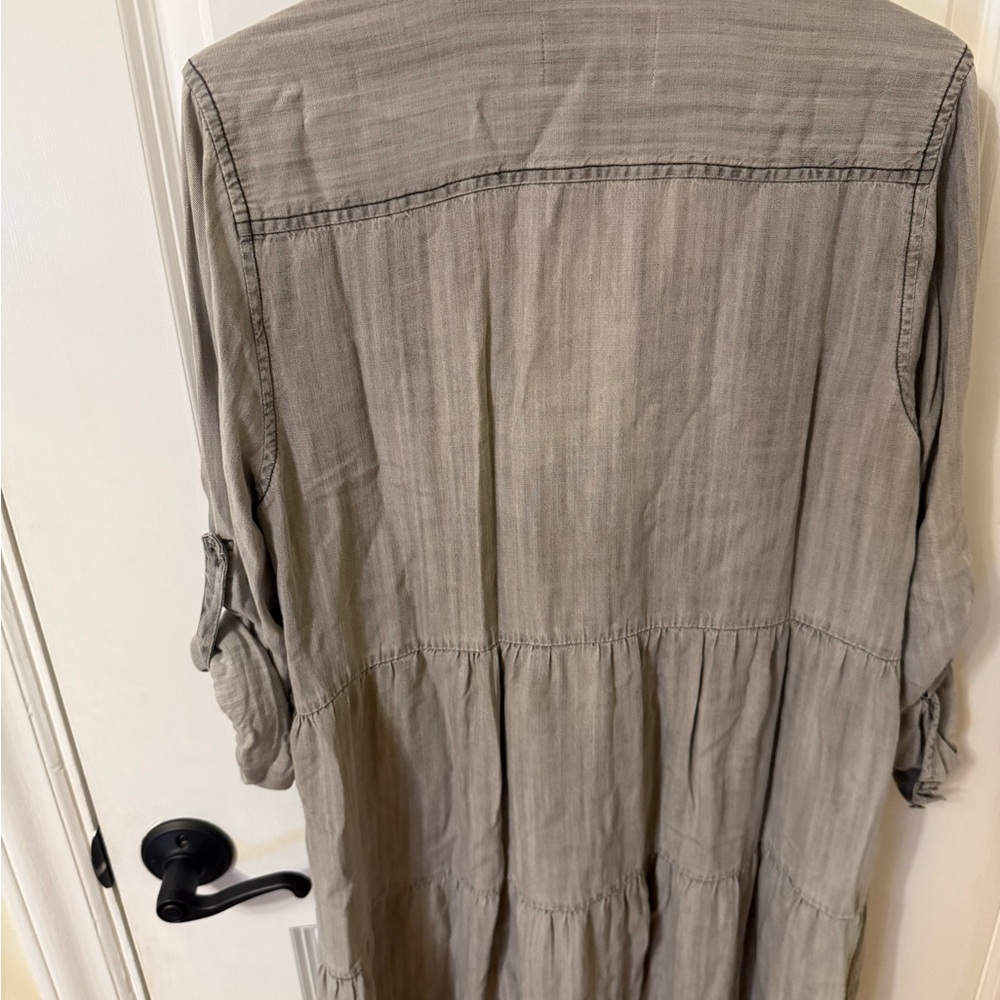 Grey Button-Front Mini Dress - Picture 5 of 10